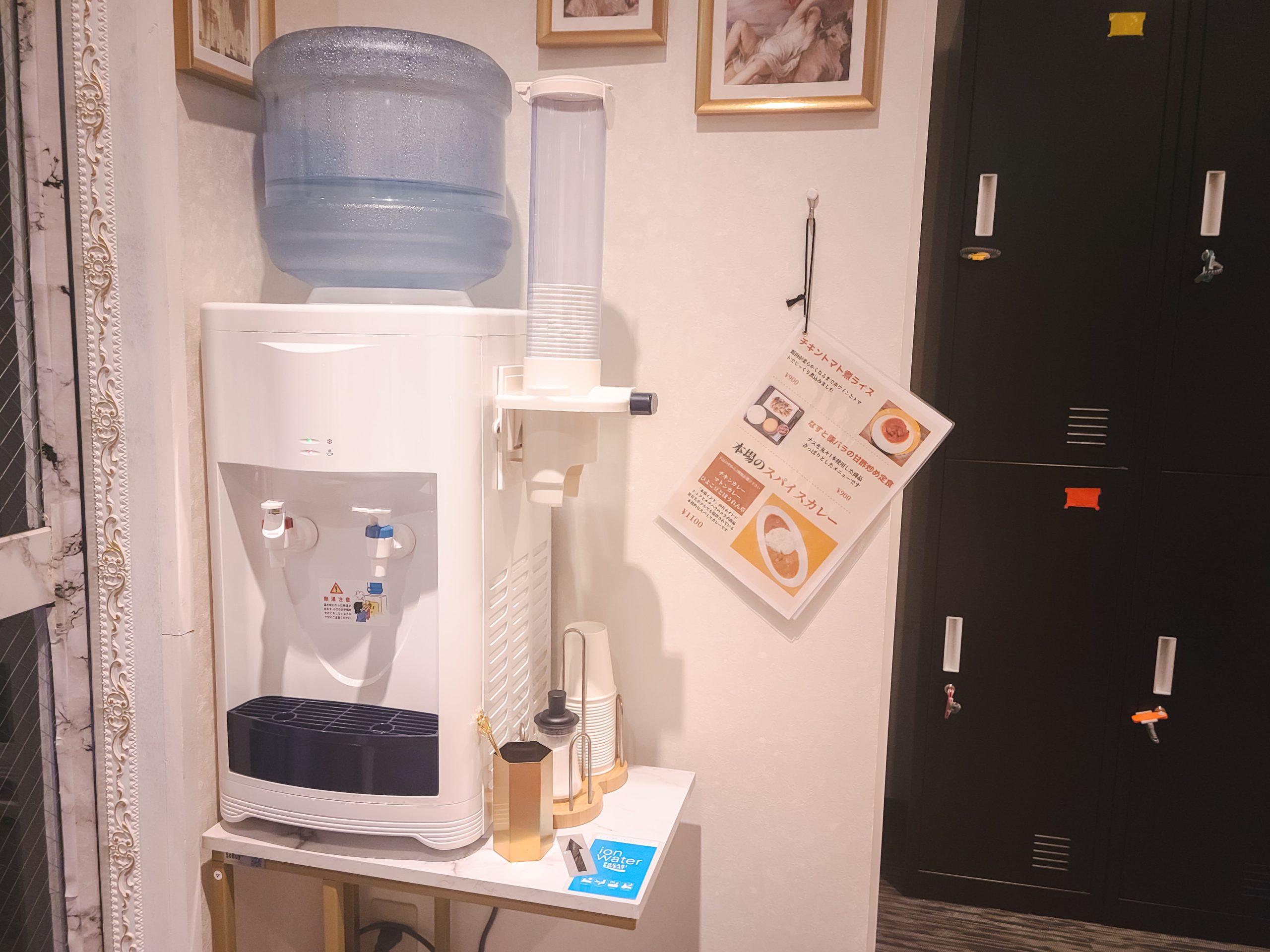 The water dispenser with ion powder to replenish electrolytes